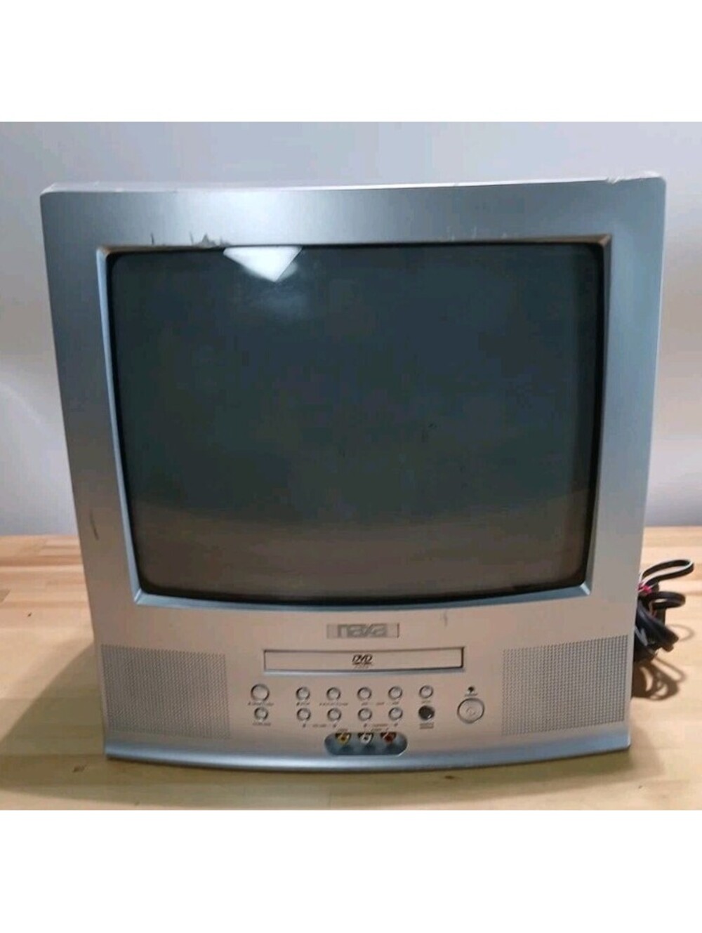 2007 - Naxa - NX-541 - 13" Color TV & DVD Player - TESTED - TV Good - DVD Bad